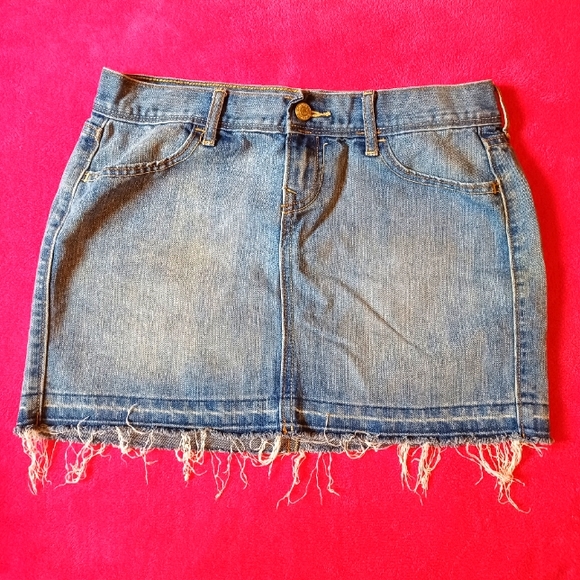 Old Navy Miniskirt - Picture 1 of 3